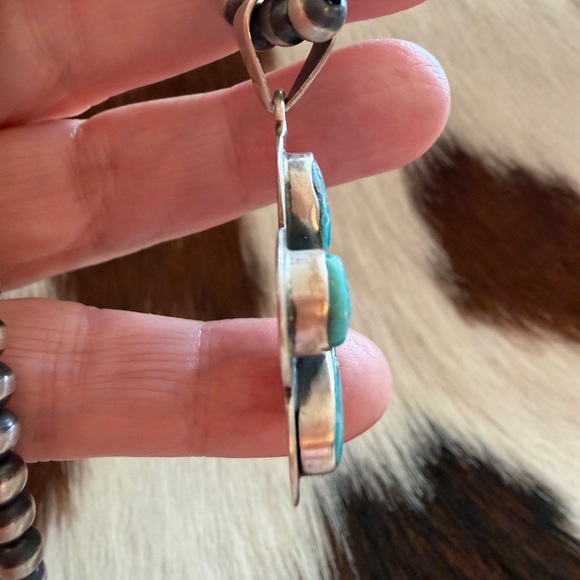 ❤️ White Water Turquoise Sterling Navajo Style 5 Stone Cluster STATEMENT Pendant - Picture 6 of 13